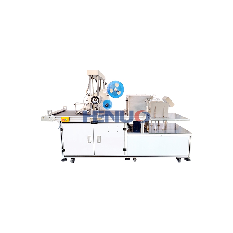 Automatic carton labeling machine